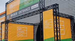 Targi Warsaw Home 2025 hala z oświetleniem